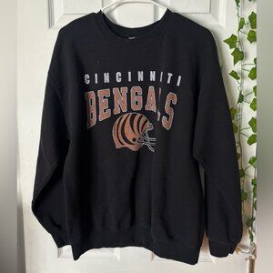 Gildan Black Cincinnati Bengals Crewneck Sweater - Originally retailed at 30.00